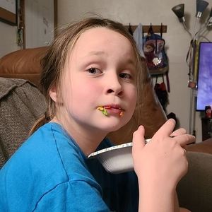 Meet your Posher, Phoenix